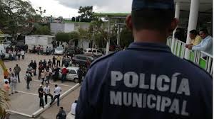 POLICÍA MUNICIPAL SALIÓ A “CAZAR” A ACTIVISTAS DEL PRI Y A INHIBIR EL VOTO