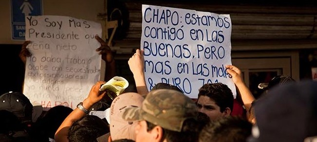 Acuden a orar por “El Chapo” Guzmán porque “ayuda a la gente”