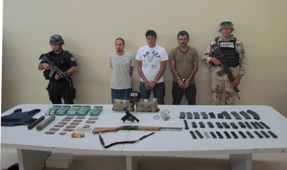 Decomisan 10 kg de heroína, armas, cartuchos y cargadores