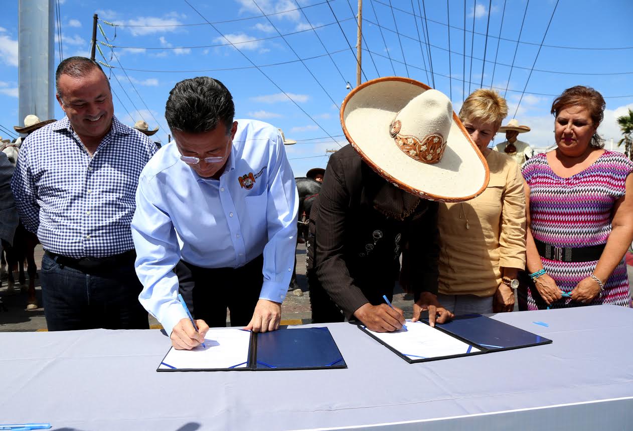 Ayuntamiento y la Unión de Asociaciones de Charros firman convenio de colaboración