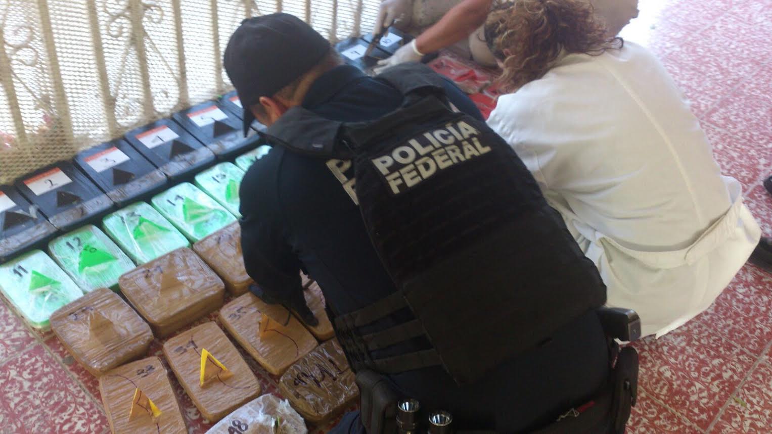 Policía Federal asegura 35kg de metanfetamina tras agresión en Sonora