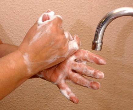 El hábito del lavado de manos puede evitar enfermedades