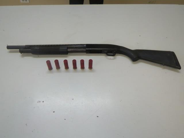 PEP decomisa “cuerno de chivo”, escopeta y una pistola