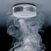 Es vital instalar detectores de humo en cualquier casa habitación