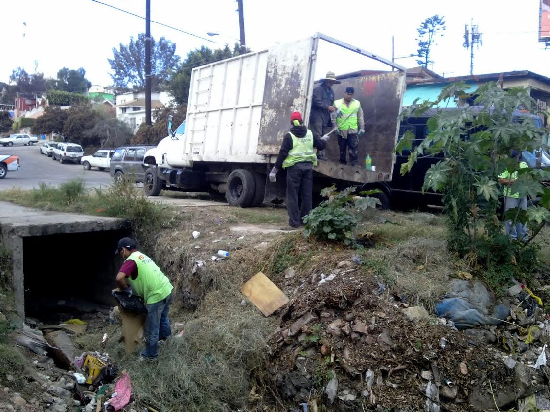 Retiran 60 toneladas de basura durante jornada de limpieza