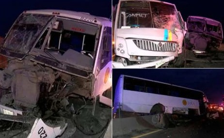 Chocan dos camiones de personal en Nuevo León; reportan 29 heridos