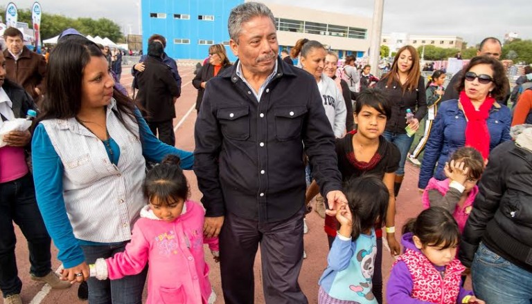 Refrenda Alcalde de Rosarito su compromiso con la gente