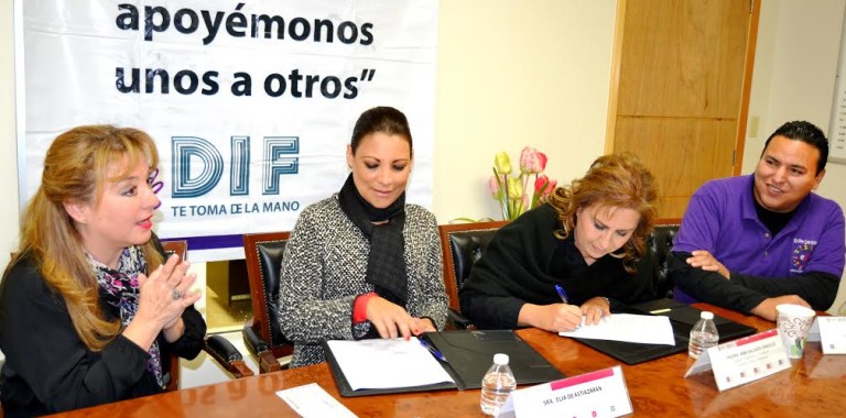 DIF Tijuana firma convenio de colaboración con Asociación Civil