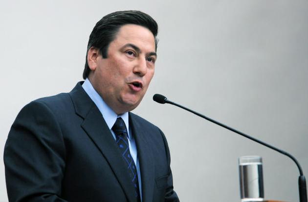 Baltazar Hinojosa pide licencia para ir por Gubernatura de Tamaulipas
