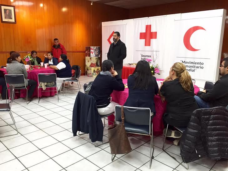Reconoce Cruz Roja Tijuana labor de enfermeras en su día