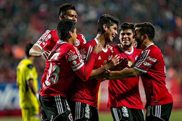 l Club Tijuana vence 2-1 (4-1) a Los Mochis