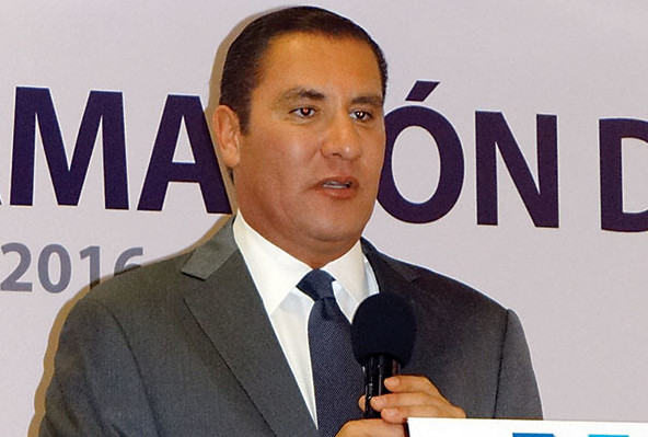Gobernador Moreno Valle hipoteca a Puebla