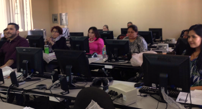 Docentes de Rosarito asisten a taller sobre Google