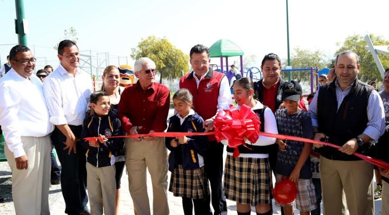 Inauguran reahbilitacion de parque recreativo y biblioteca en las Fuentes