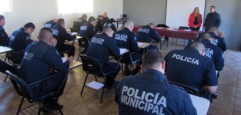 Policías de Rosarito presentan su primera evaluación ante el ASPE