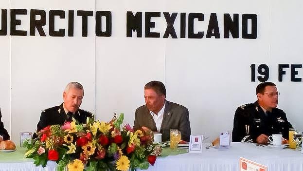 Reconoce Alcalde de Rosarito labor del Ejército Mexicano