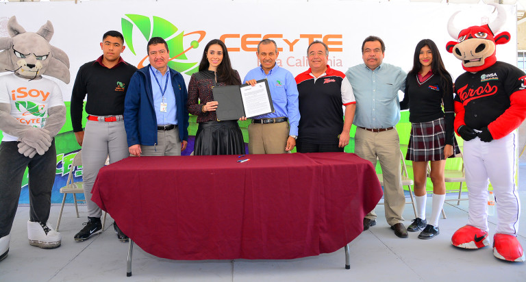 CECyTE BC firma convenio de colaboración con Club Toros