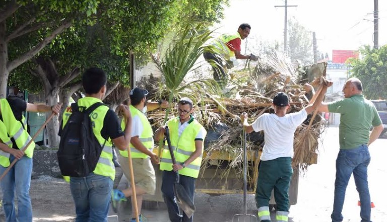 Municipio realiza jornada de limpieza  y bacheo en delegación La Mesa