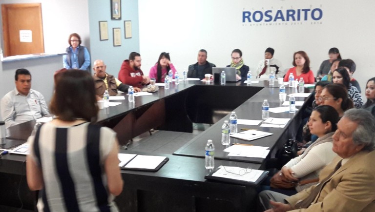 Ofrece desarrollo económico y turismo curso para las Pymes y microempresarios de Rosarito