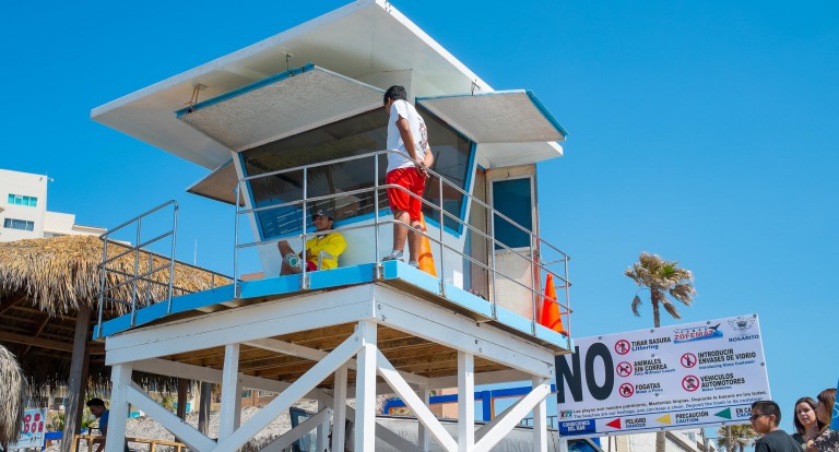 Fortalece Rosarito seguridad en Playas con entrenamiento y capacitación a salvavidas