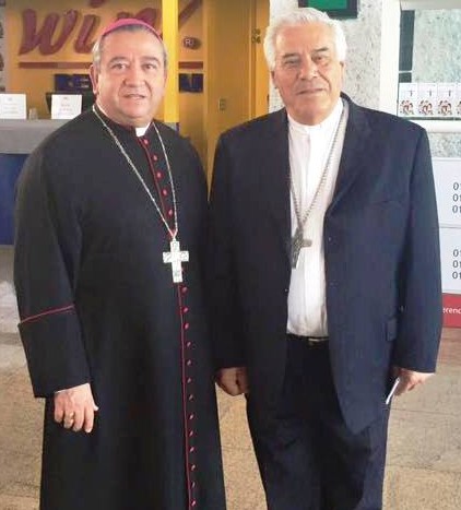 El Administrador Apostólico felicita al Arzobispo Electo, Mons. Francisco Moreno Barrón