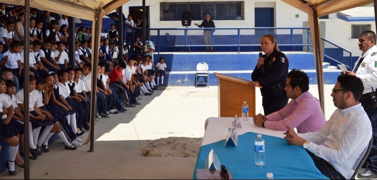 “Mi amigo el Policía”, experiencia inolvidable para alumnos de la primaria “Bandera Nacional”