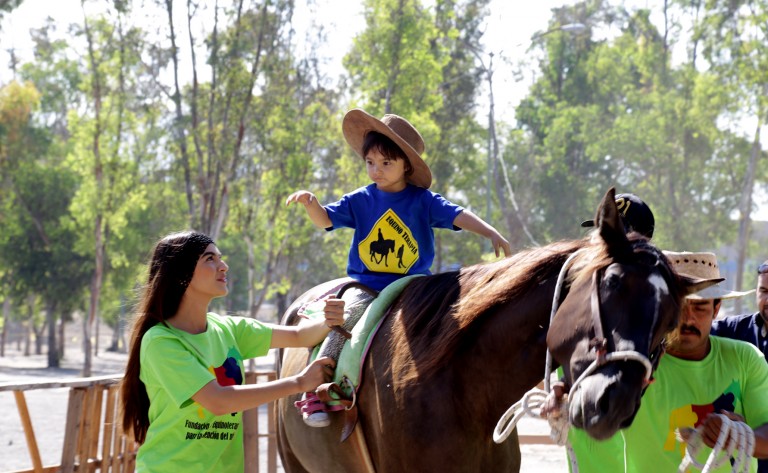 Gobierno Municipal invita a Sesiones de Equinoterapia en el Parque Morelos