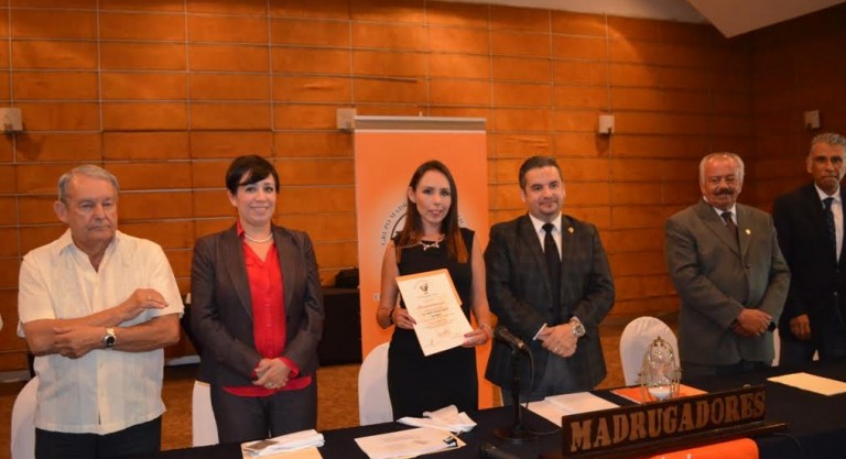 CEDHBC firma convenio con Grupo Madrugadores