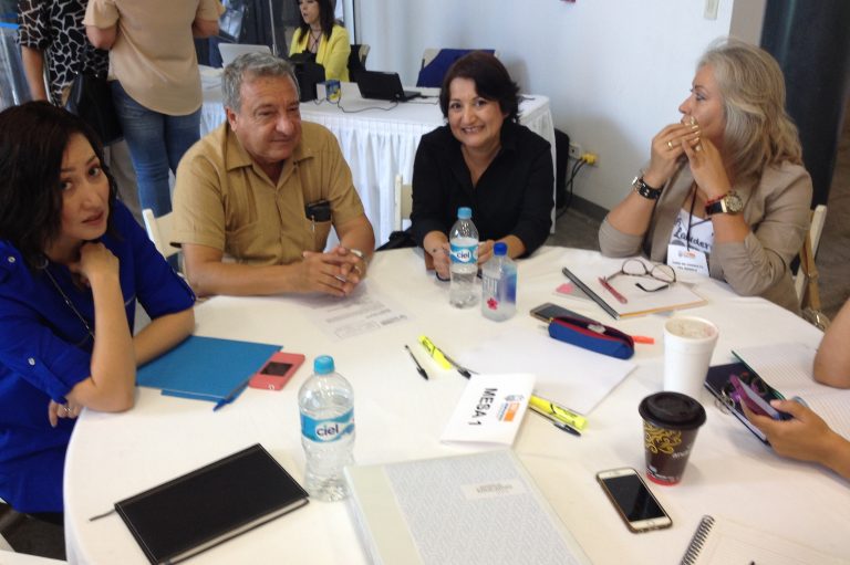Sesiona foro de consulta del modelo educativo 2016 en Tijuana