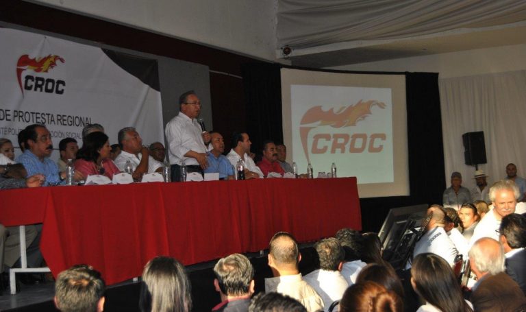 Toma Protesta Líder Nacional de la CROC a Comités de Promoción Social BC