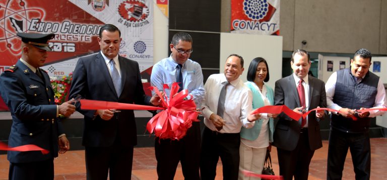 Ayuntamiento y Politécnico de Baja California realizan expo Ciencia Noroeste 2016