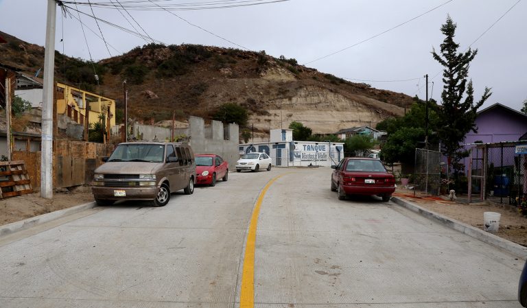 Pavimentación de calles Valle Bonito y José María Morelos Mejorarán el traslado de 3 mil residentes