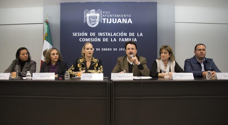 Instala Alcaldía de Tijuana Comisión de la Familia