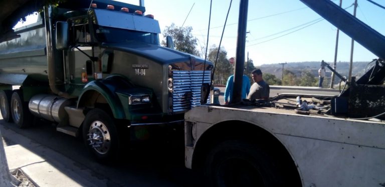 Inicia Alcaldía de Tijuana campaña de revalidación de Transporte de Carga