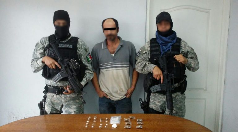 Sujeto con varias dosis de “Cristal y Marihuana” es asegurado por la Policía de Rosarito