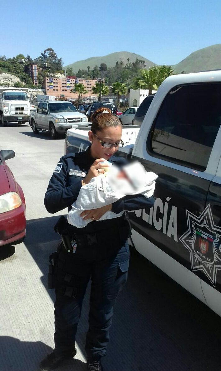 Agentes Municipales resguardaron a recién nacido