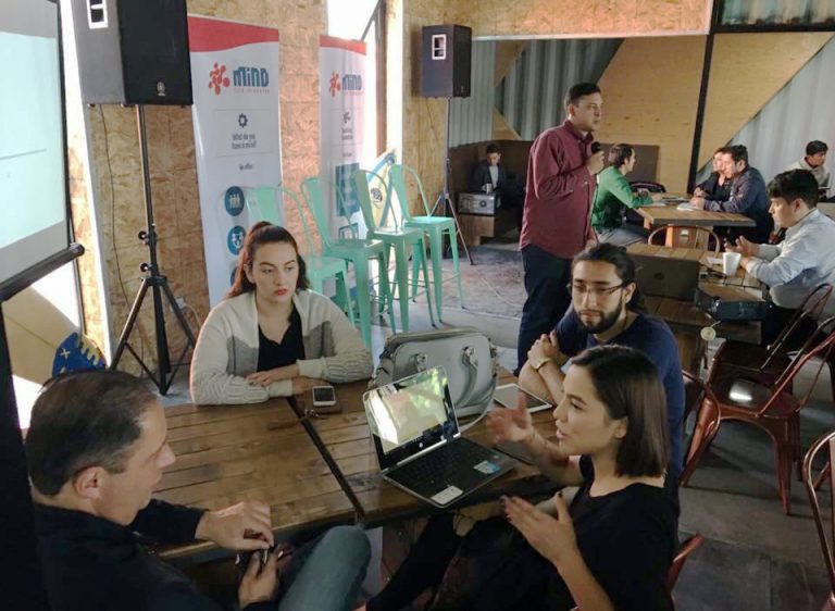 Apoyan a jóvenes emprendedores del Bootcamp