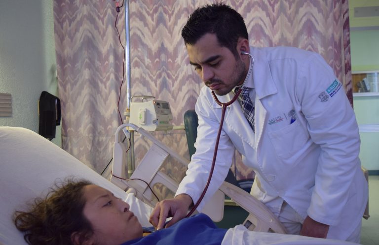Paciente del Hospital General de Tijuana requiere 300 transfusiones de plasma