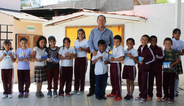 Nutriendo a niñas y niños DIF Tecate celebra el Día Mundial de la Leche