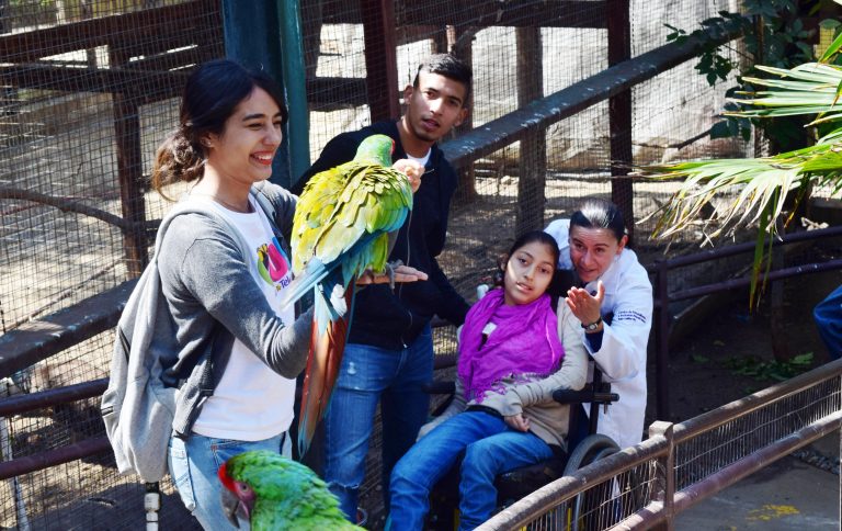 Jóvenes del CRIT Baja California visitan Parque Morelos