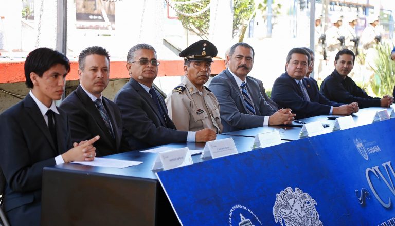 Llaman a defender a Tijuana de manos ajenas al bien de la ciudad