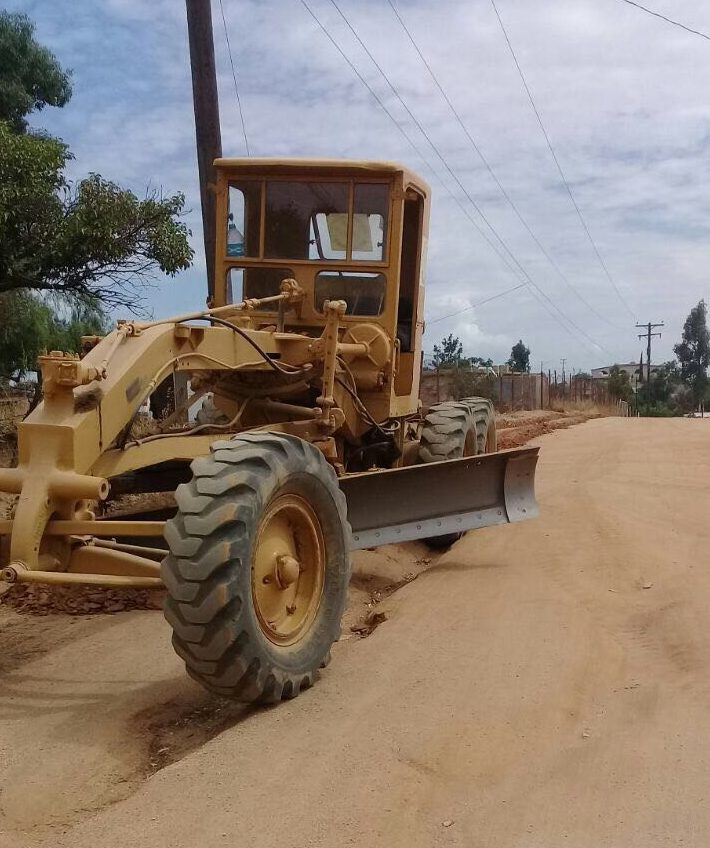Obras Públicas rehabilita caminos en la zona rural