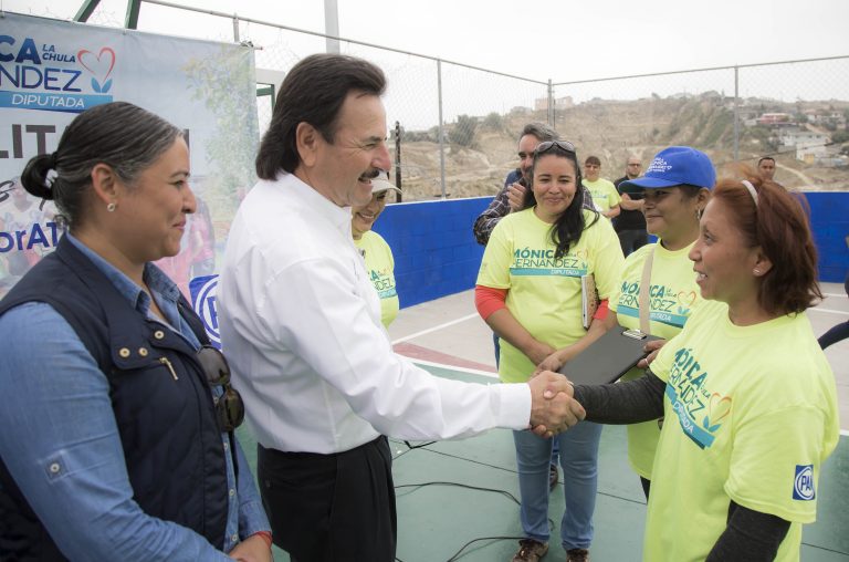 Entregan centro comunitario a lideres sociales de la Niños Héroes