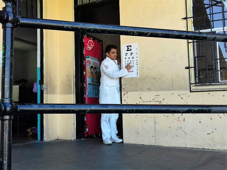 Continuan detecciones de obesidad,agudeza visual, auditiva y pie plano en primarias de Tijuana