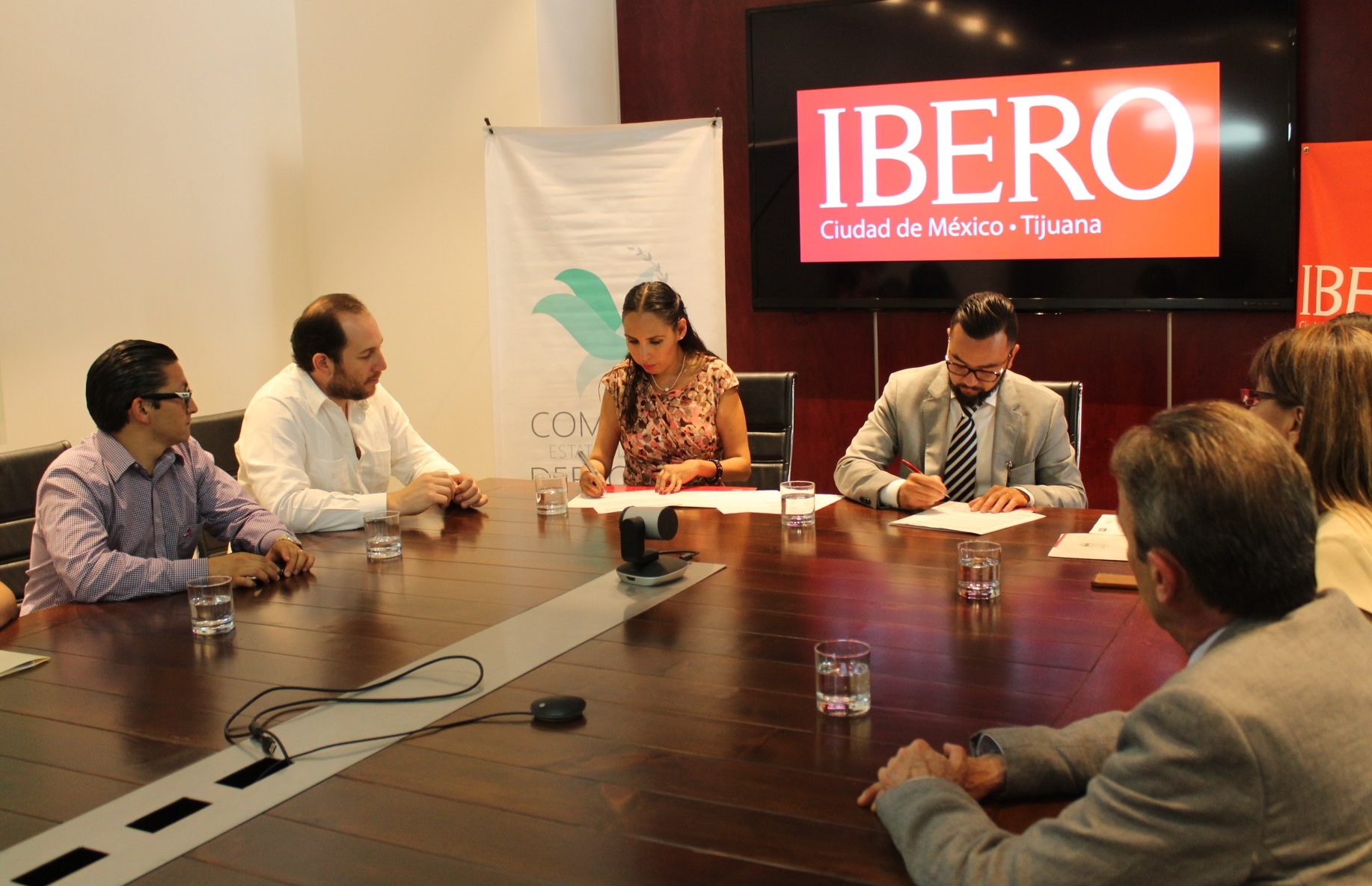 CEDHBC e IBERO firman convenio para fortalecer cultura de derechos humanos