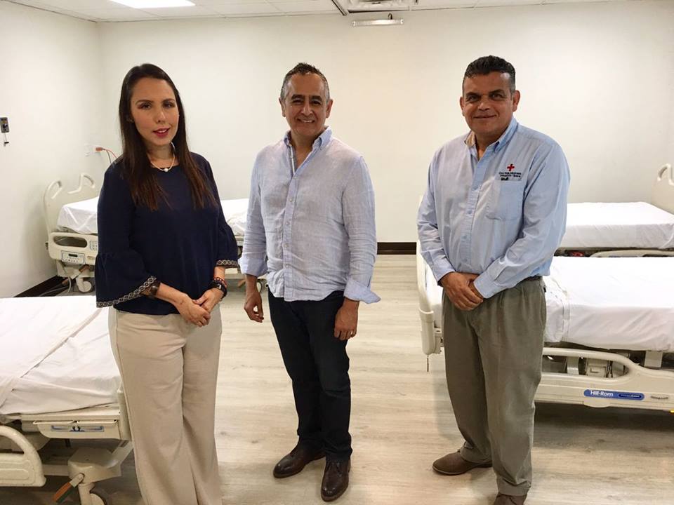Visita Melba Olvera instalaciones de la Cruz Roja Tijuana