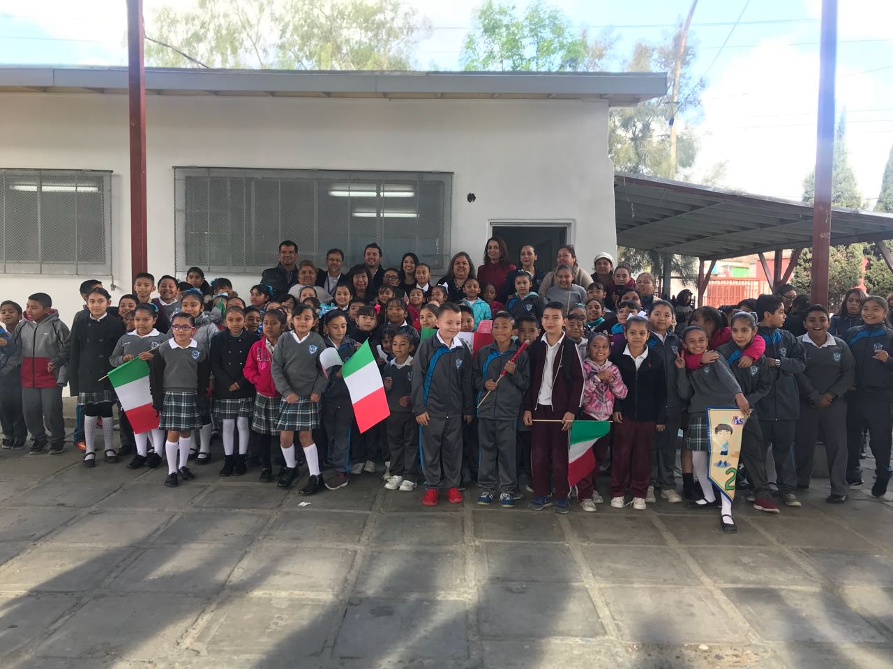 Rehabilitan aulas de la primaria municipal Club de Leones - Guardián Tijuana