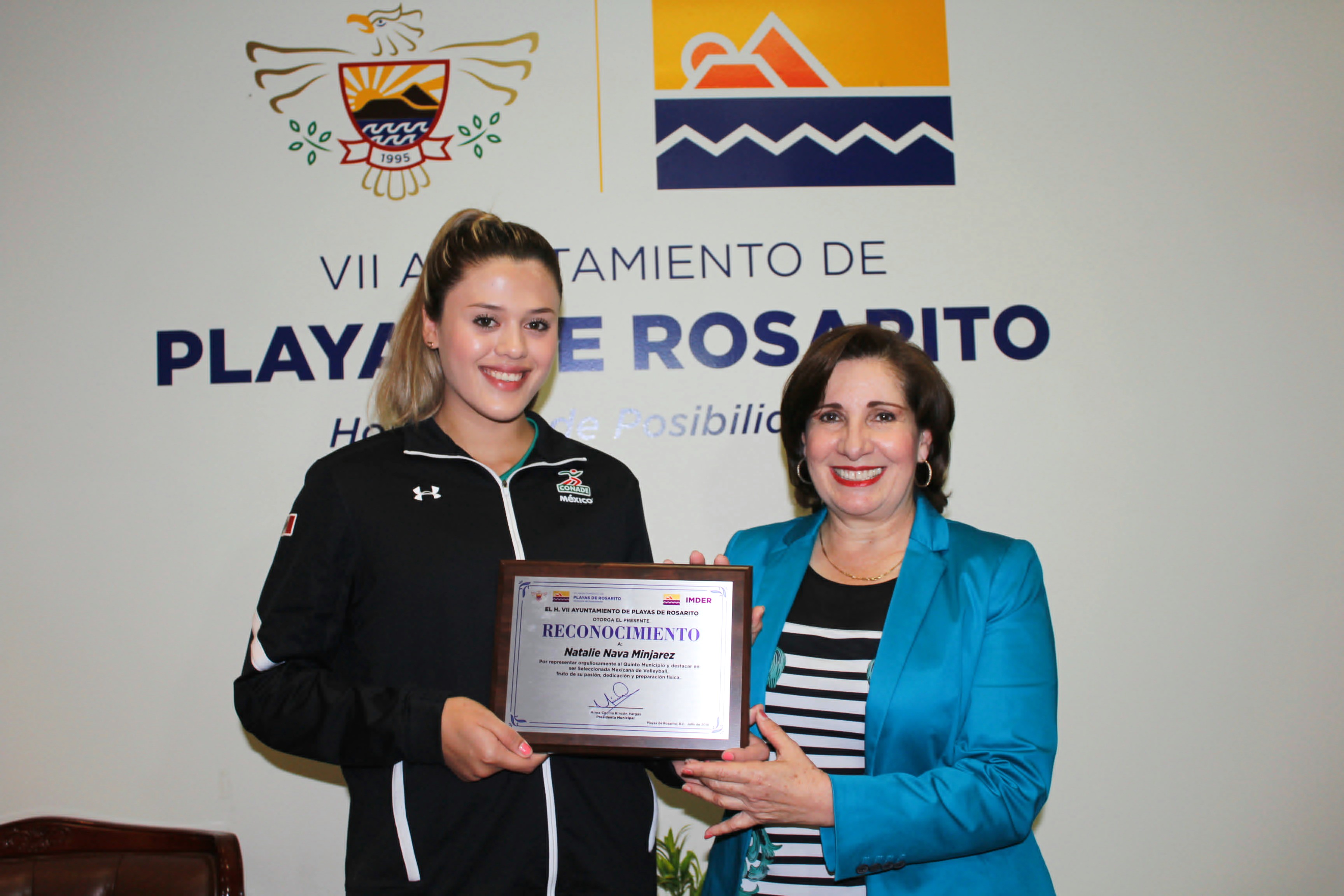 Reconoce Mirna Rincón a atletas rosaritenses multi medallistas