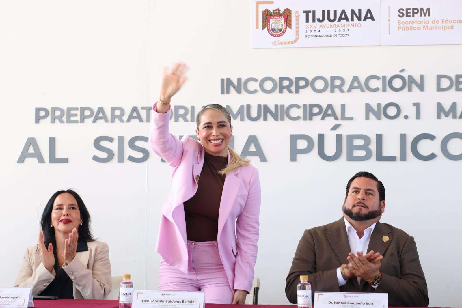 Incorpora gobierno de Ismael Burgueño la Preparatoria Municipal Manuel Gómez M.