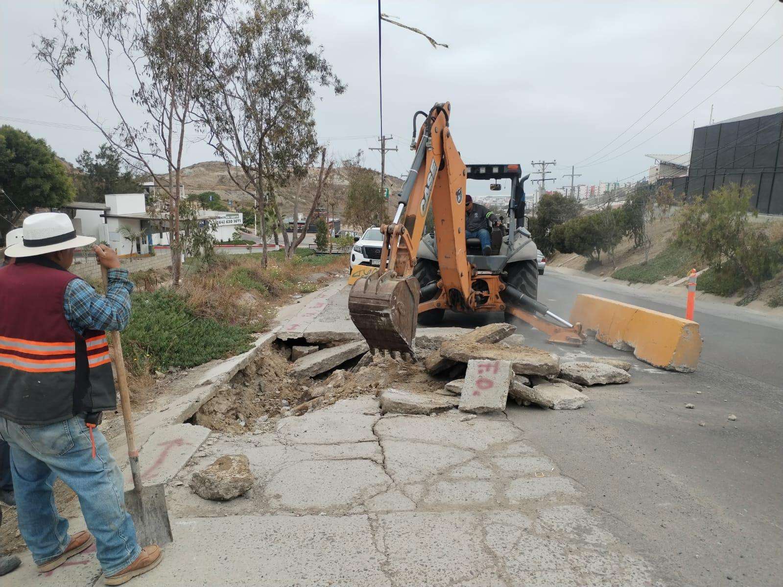Realiza Gobierno Municipal reparación de socavón